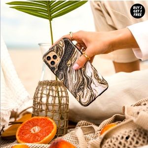 Burga iPhone 12 Pro Endless Beauty phone case